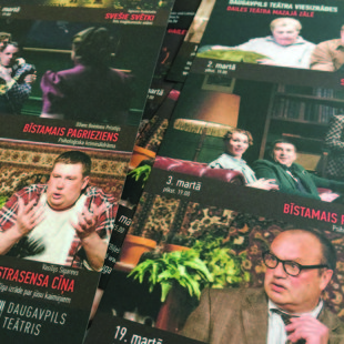 Flajeri uz matēta papīra